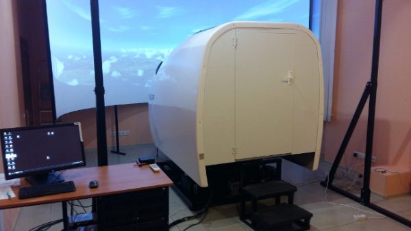 SoftekSIm C90 King Air / 76 Duchess FNPTII MCC simulator 